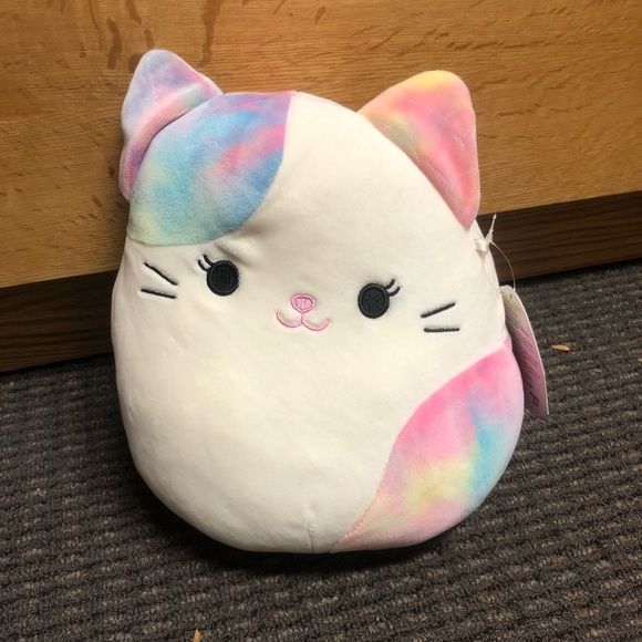 risa cat squishmallow